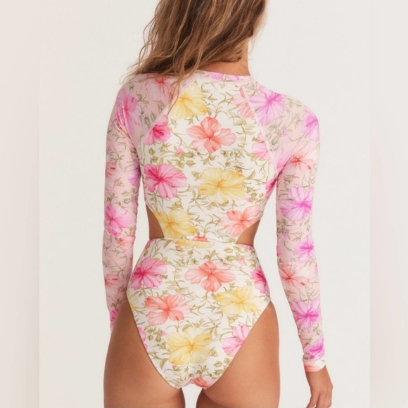 NWT LoveShackFancy x Hurley Hibiscus Long Sleeve Surf Suit - Picture 4 of 13